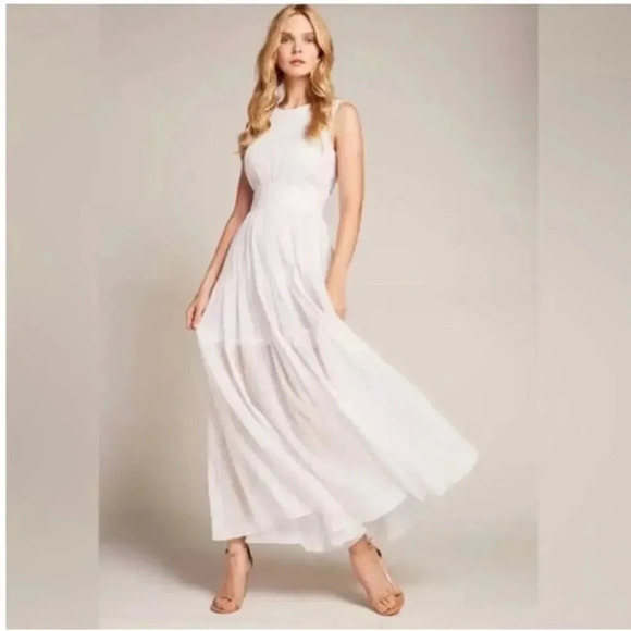 NWT Ellie Tahari Sage Maxi Dress in White 100% Cotton Lined Size 12 - Picture 1 of 7